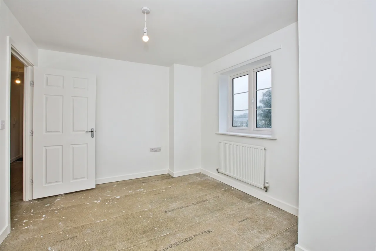Raven Court, Houndstone, Yeovil, photo 8