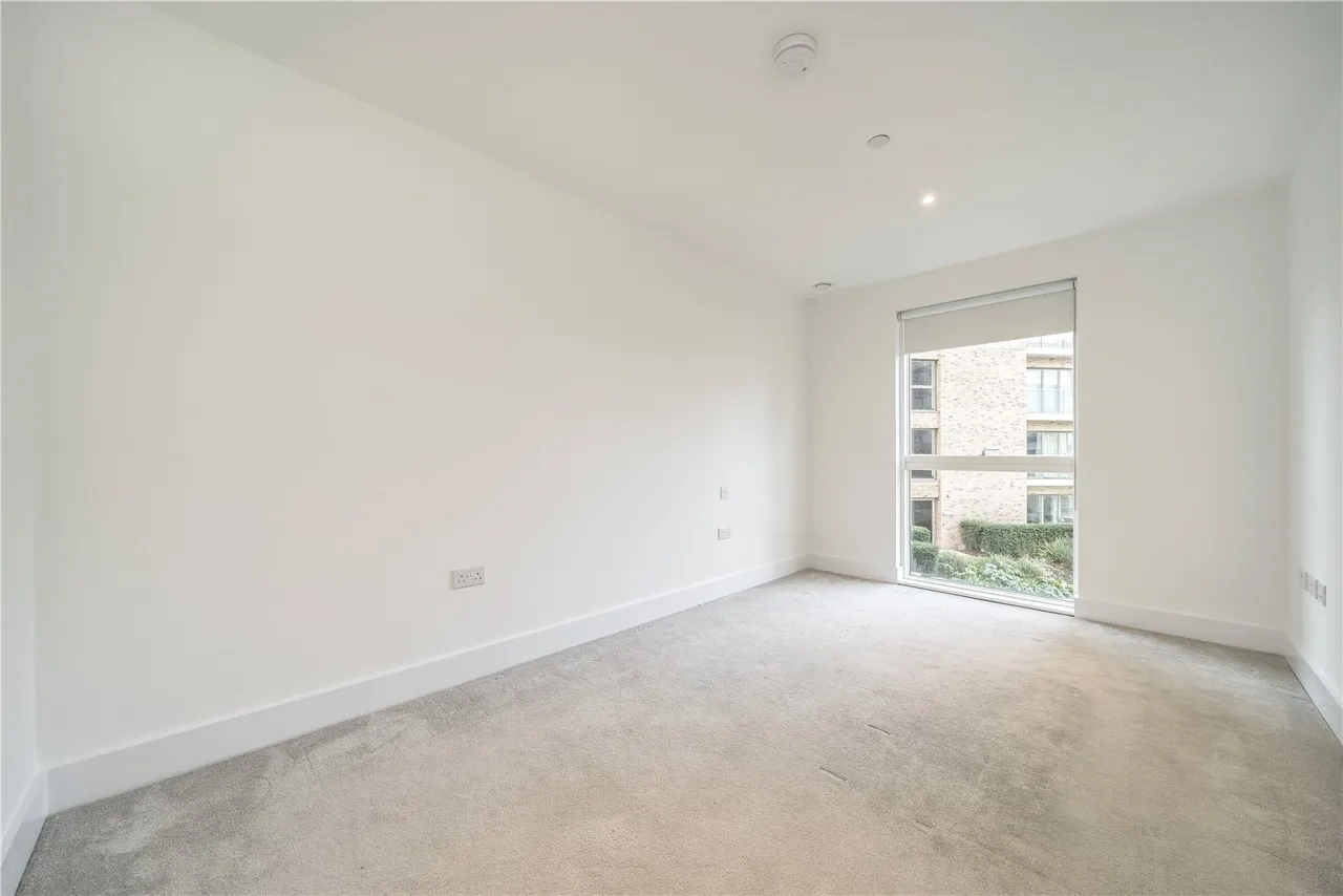 Pegler Square, Kidbrooke Village, SE3, photo 5