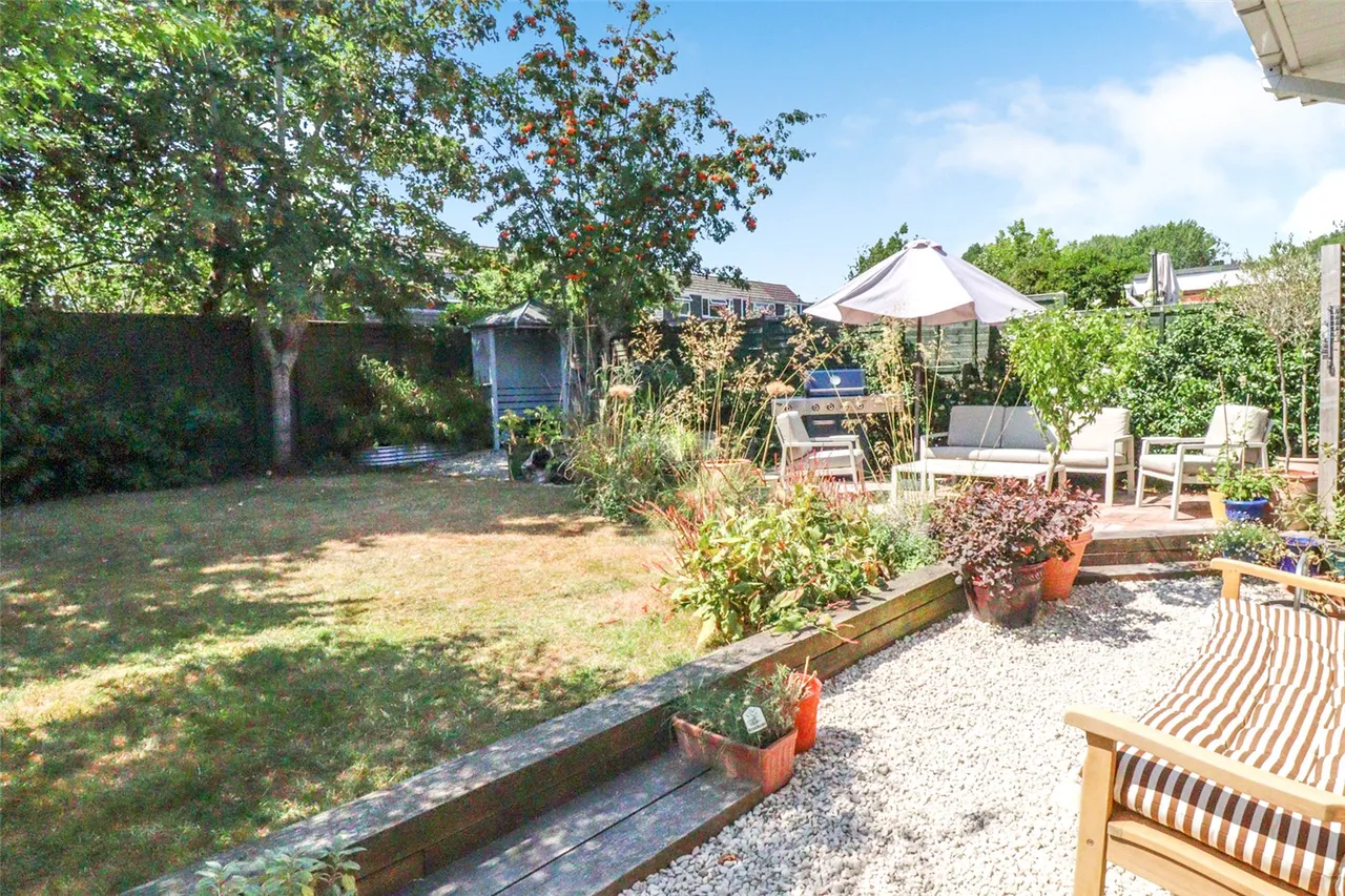 Durnsford Avenue, Fleet, Hampshire, GU52 7TA, photo 4