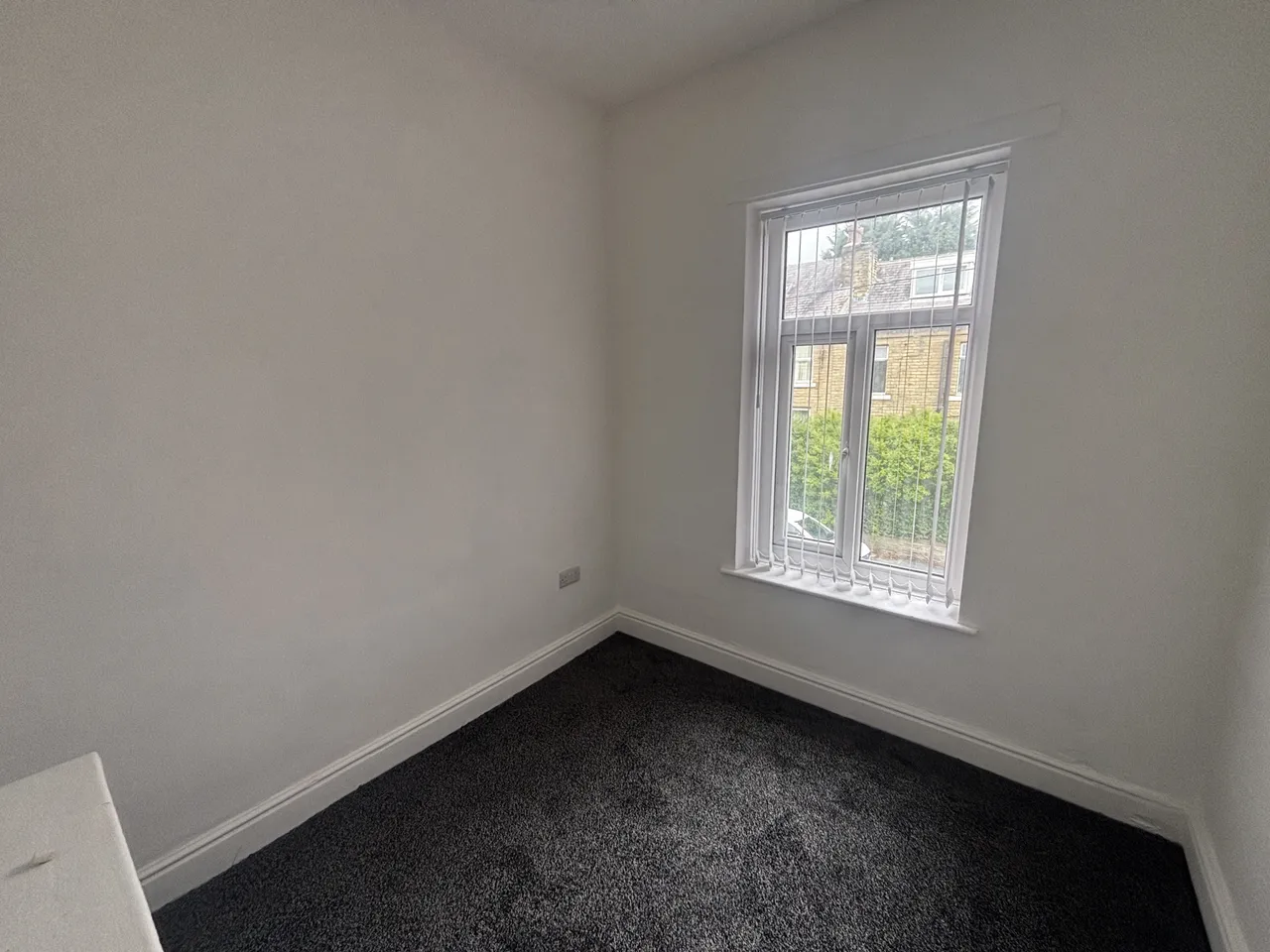 Corby Street, Huddersfield, HD2, photo 8