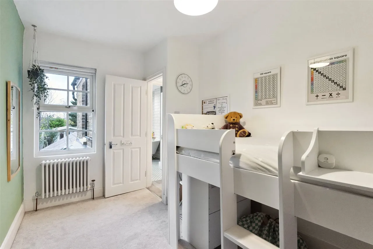 French Street, Sunbury, TW16 5JL, photo 8