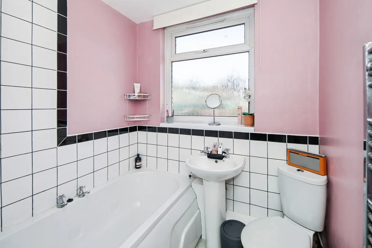The Rookery, Birchley Heath, Nuneaton, Warwickshire, CV10, photo 12