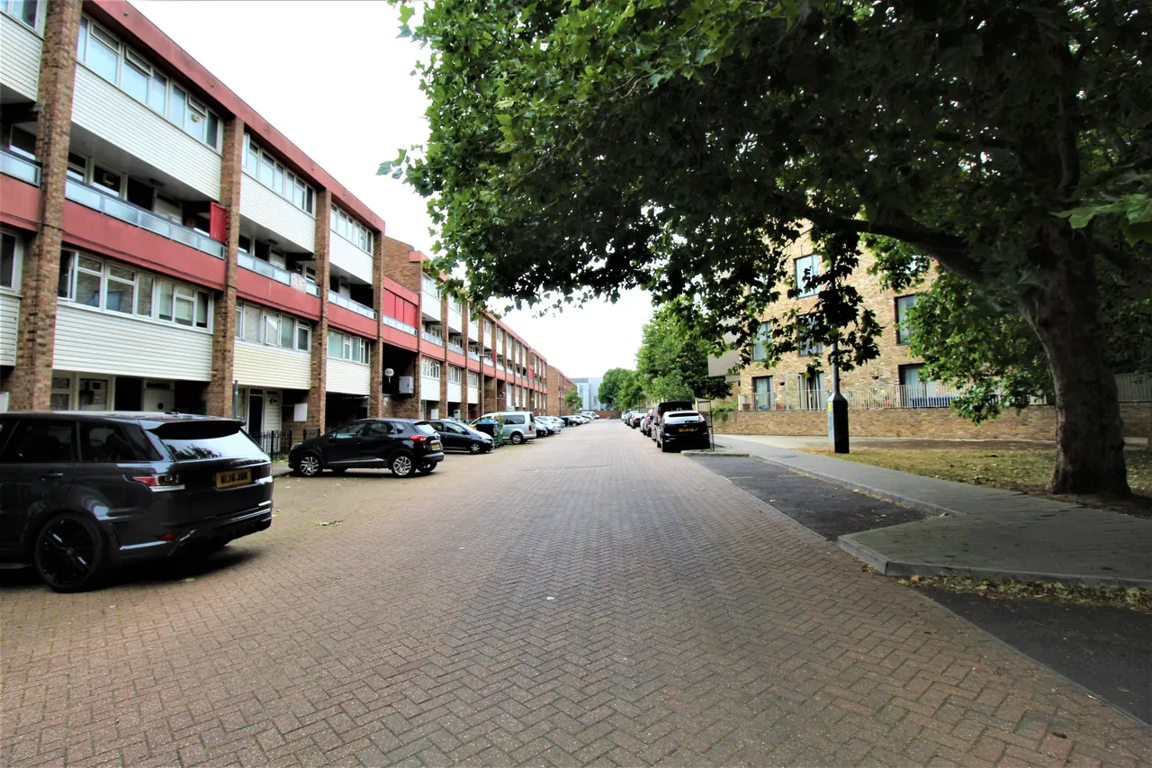 Seabrooke Rise, Grays, Essex, RM17 6DR, photo 8
