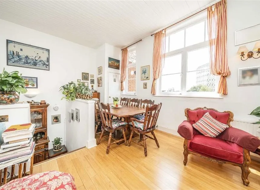 Gathorne Street, Bethnal Green, E2, photo 3