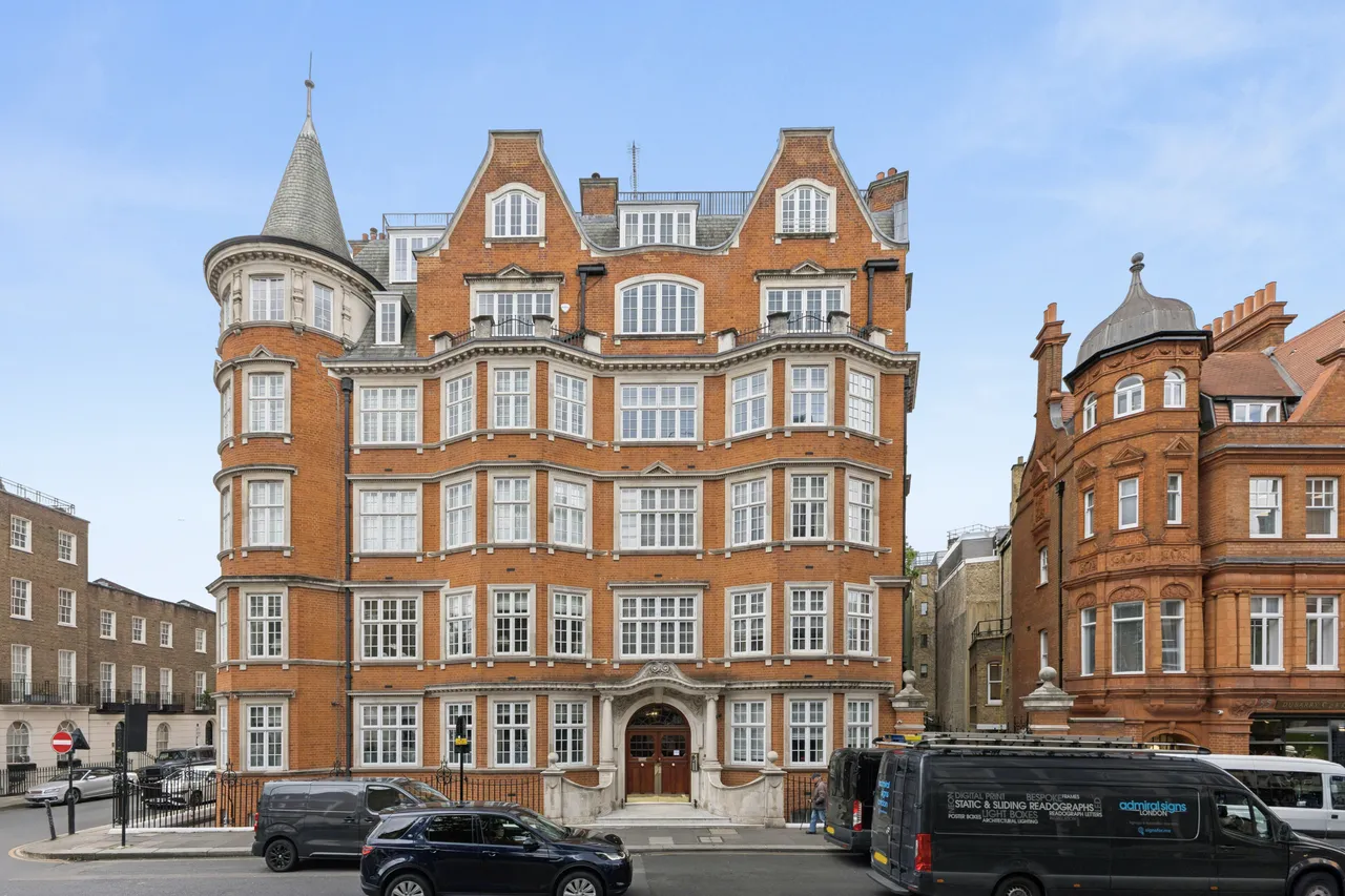 1 bed flat for sale — Cliveden Place, London, SW1W