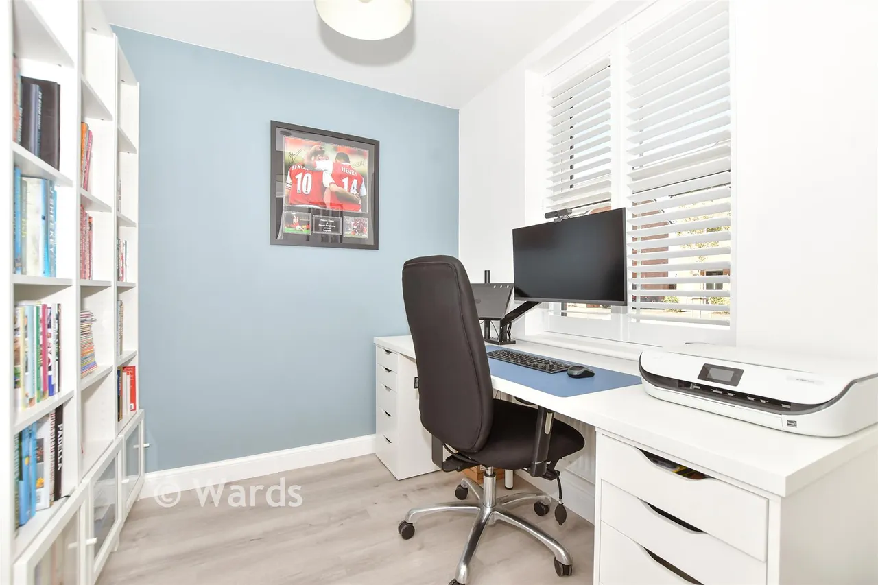Nickolls Road, Hythe, CT21, photo 12