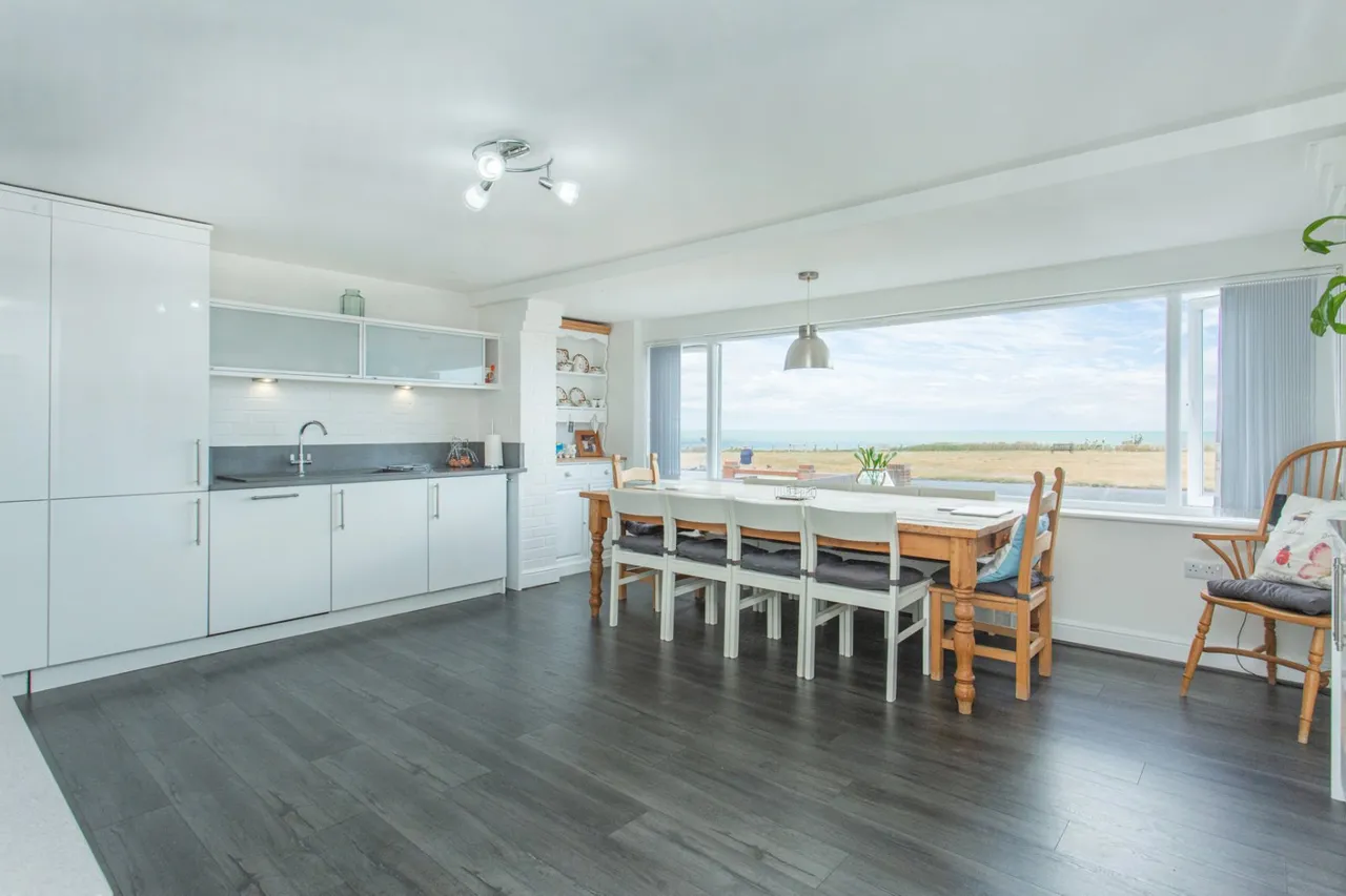 Royal Esplanade, Margate, CT9, photo 6