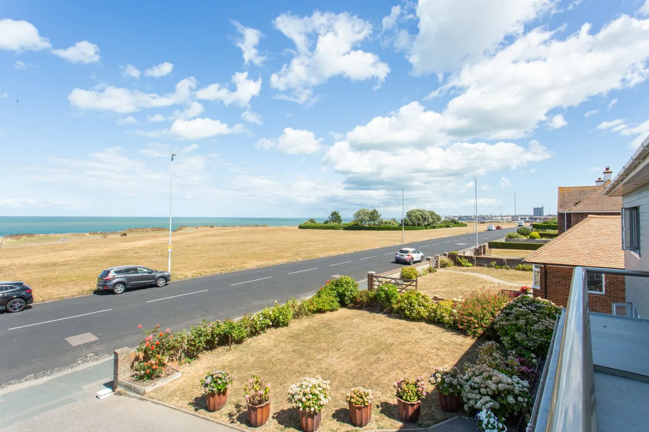 Royal Esplanade, Margate, CT9, photo 18