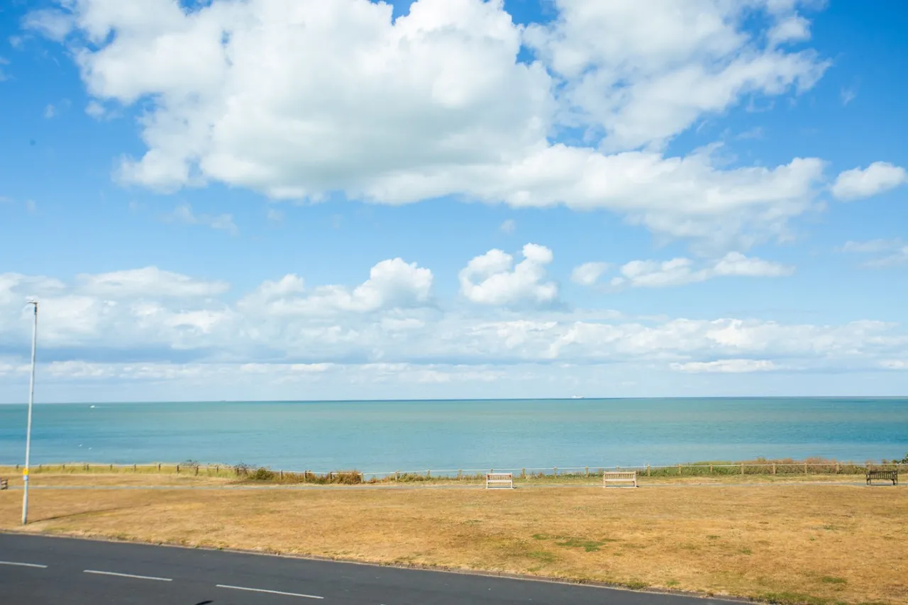 Royal Esplanade, Margate, CT9, photo 33