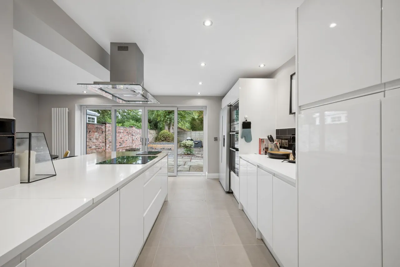 Curzon Mews, Wilmslow, photo 8