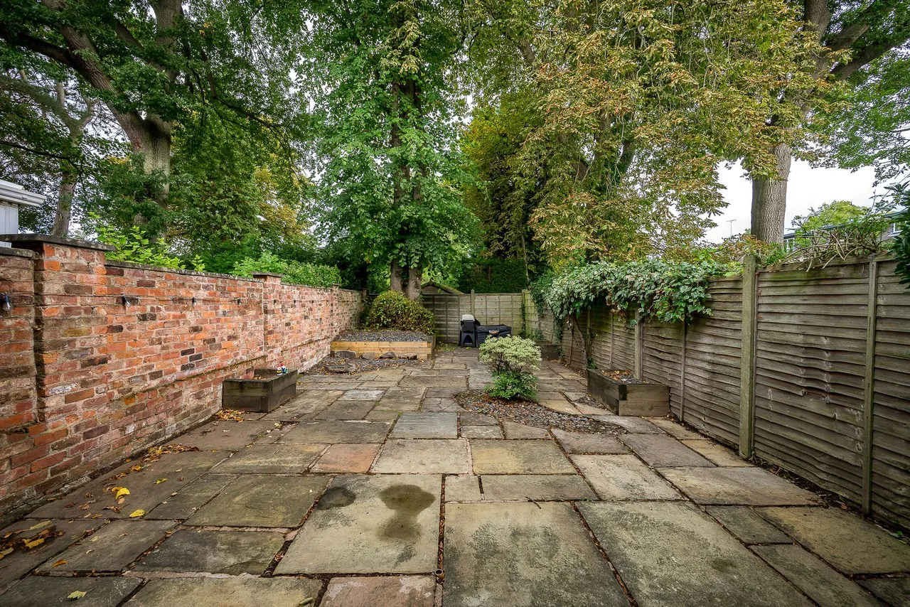 Curzon Mews, Wilmslow, photo 24