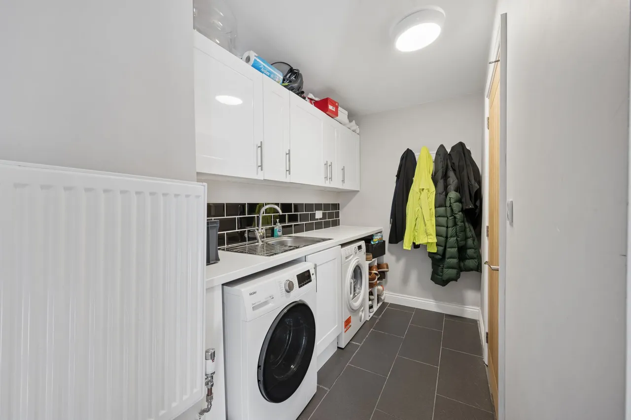 Curzon Mews, Wilmslow, photo 11