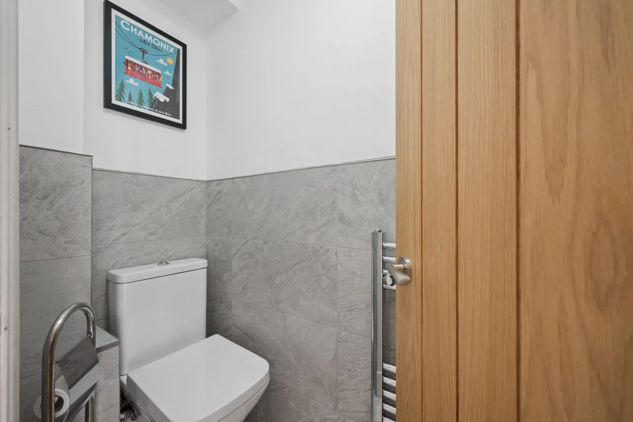 Curzon Mews, Wilmslow, photo 12
