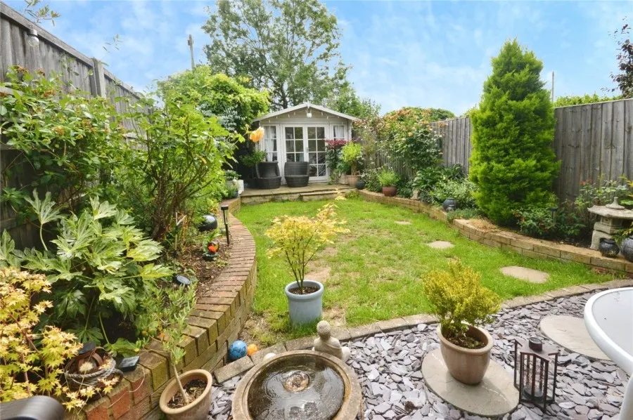 with 3 bedrooms in Bishop's Stortford, CM23, photo 14