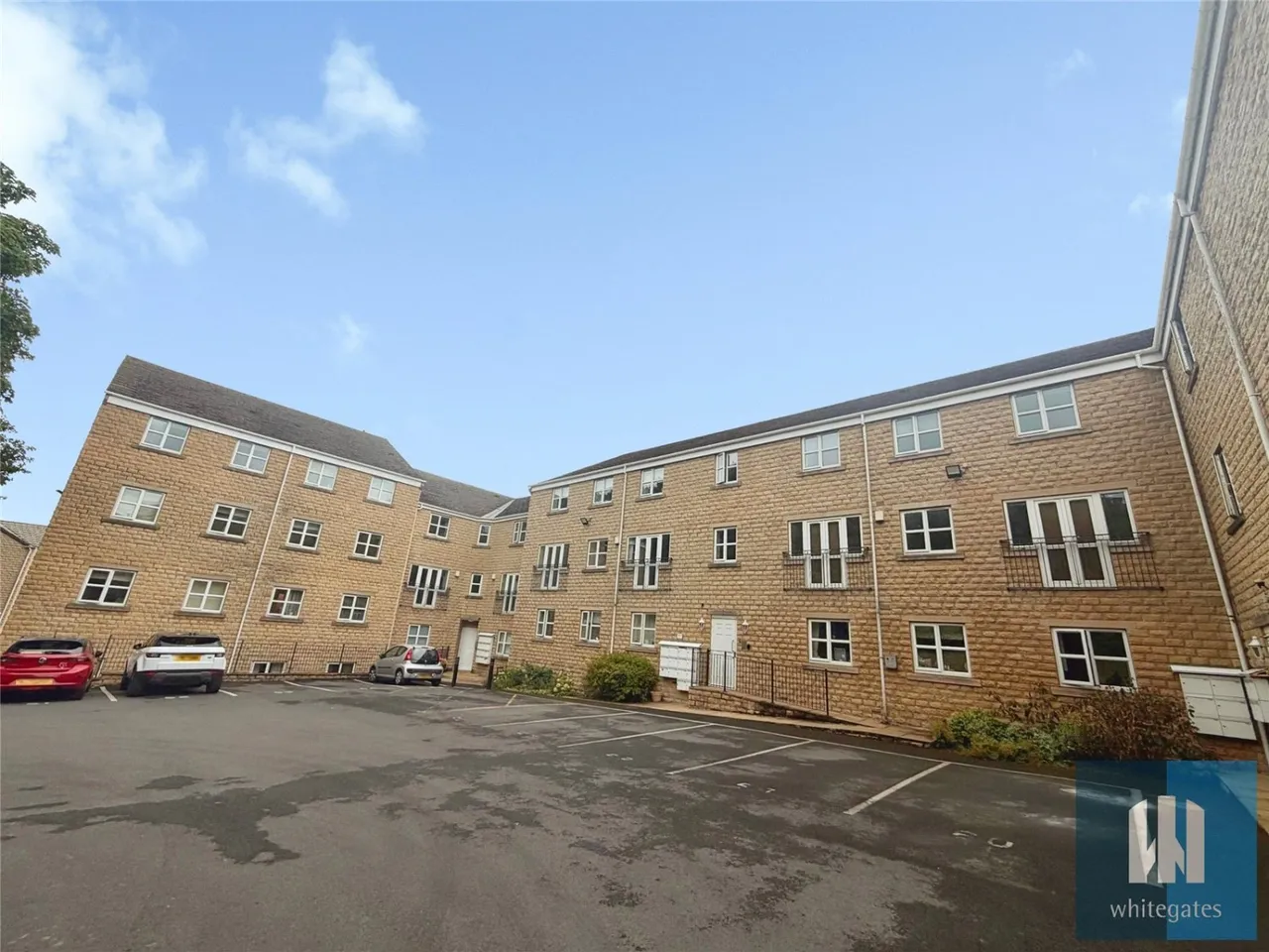 2 bed flat to rent, Mount Lane, Rastrick, HD6