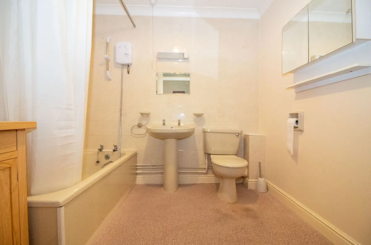 Havant Road, Horndean, Waterlooville, PO8 0XA, photo 8