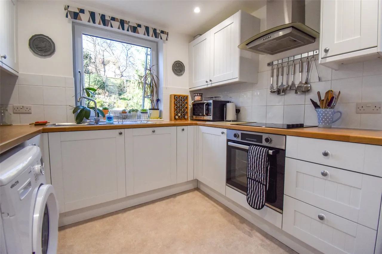 Upper St. Michaels Road, Aldershot, Hampshire, GU11 3HA, photo 21