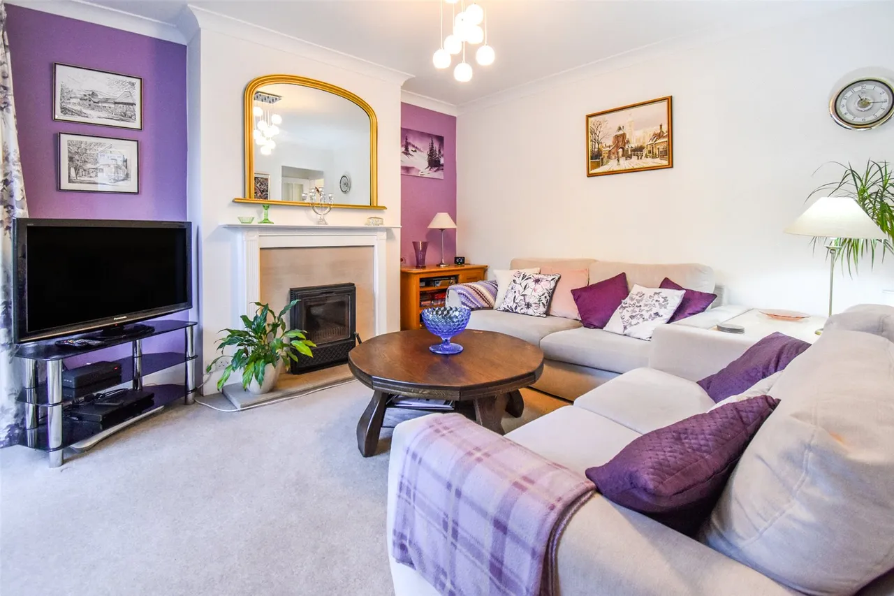 Upper St. Michaels Road, Aldershot, Hampshire, GU11 3HA, photo 3