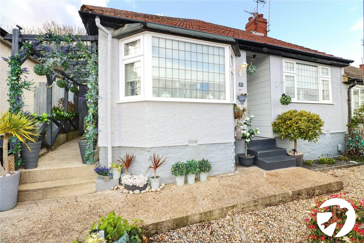 4 bed house for sale, Holly Hill Road, Erith, DA8