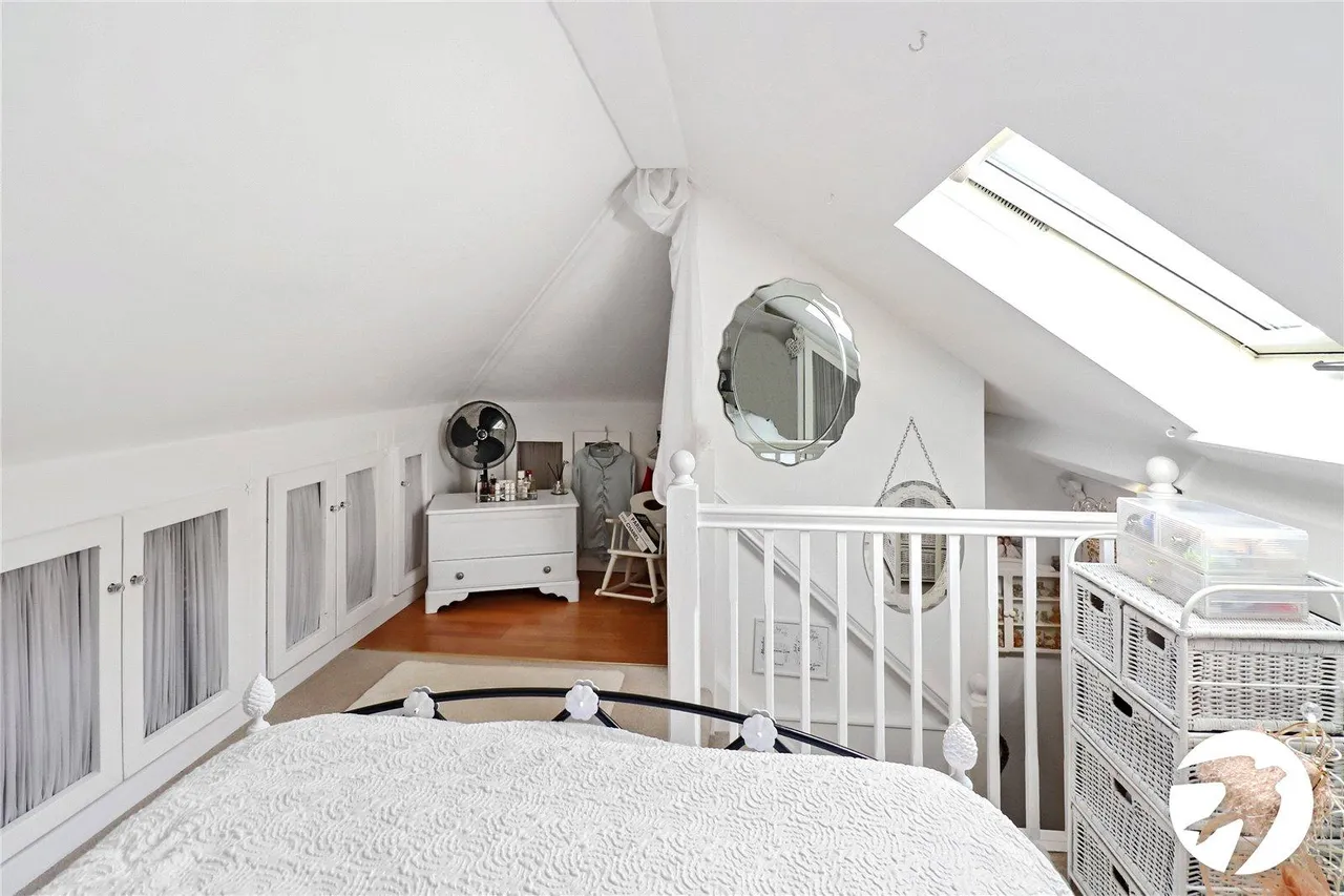 Holly Hill Road, Erith, DA8, photo 16