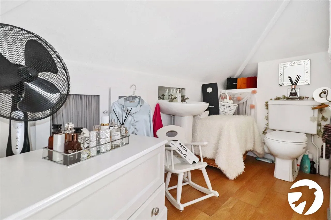 Holly Hill Road, Erith, DA8, photo 17