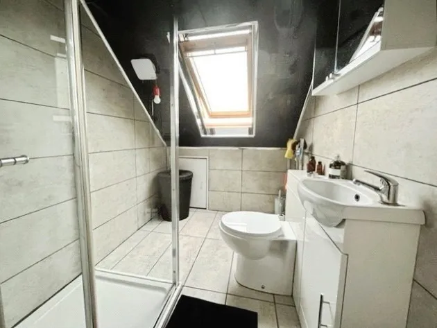 Chesterfield Road, Ashford, TW15, photo 6