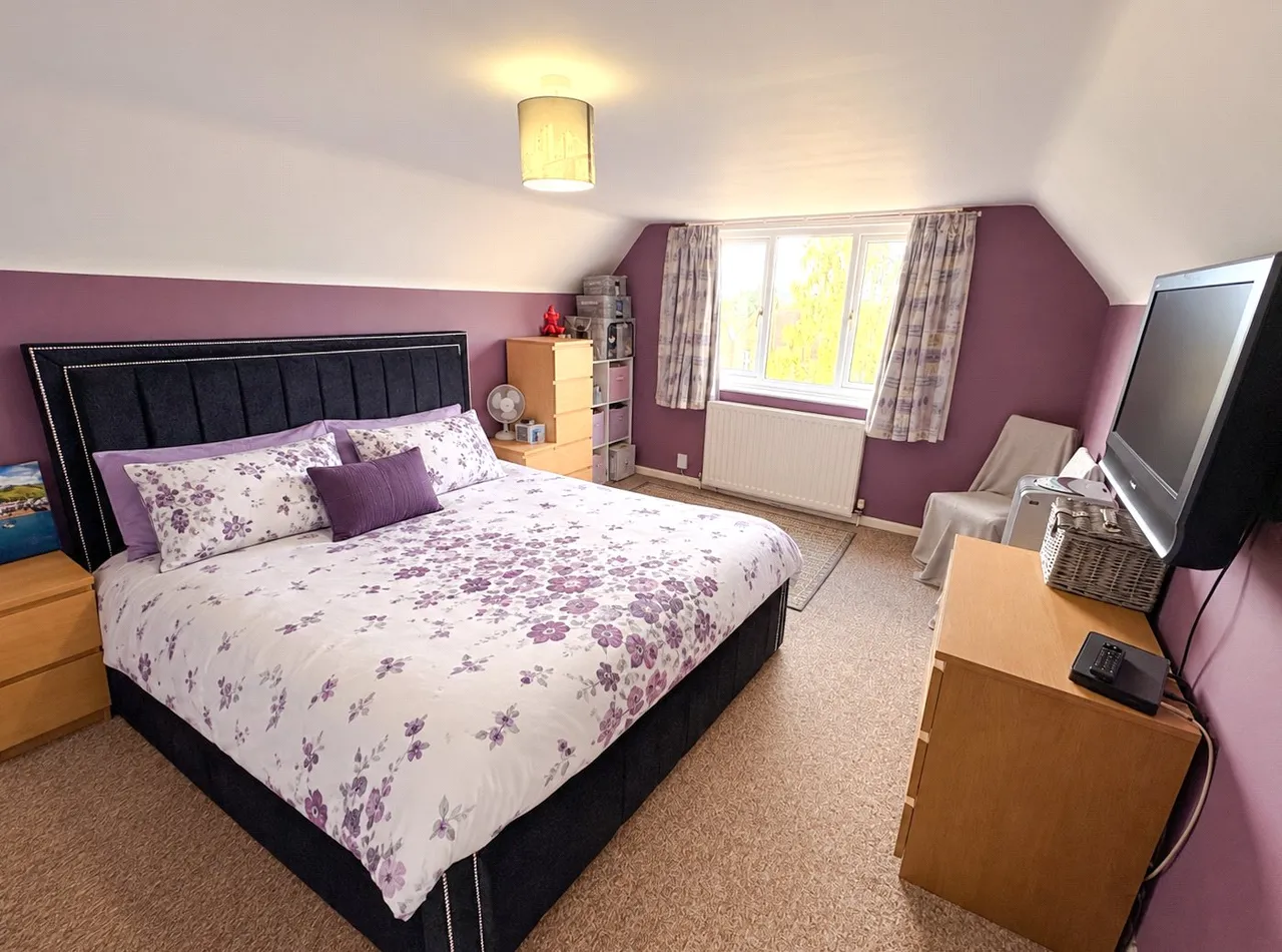 Melksham, Wiltshire, photo 6