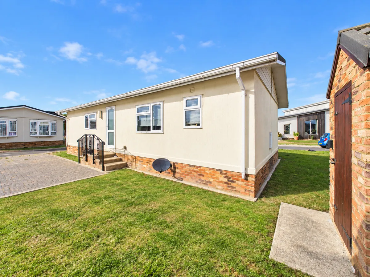 Maplewood, Canvey Island, SS8, photo 20