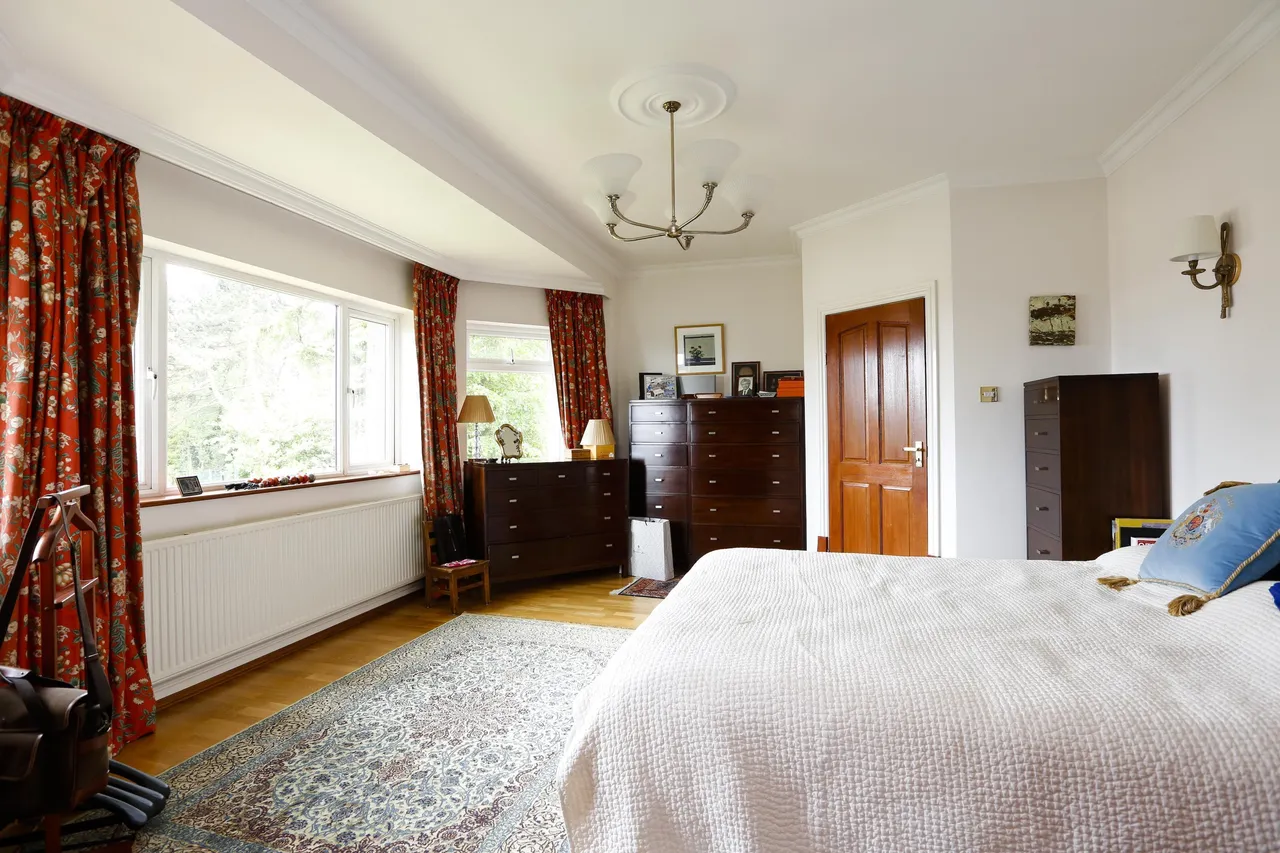Ballard Close, KT2, photo 7