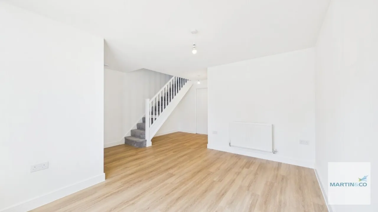 Willoughby Road, B75, photo 3