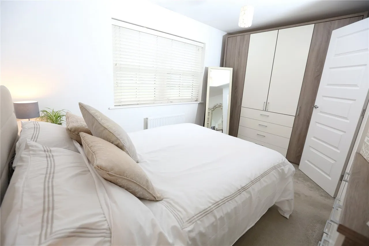 Bazeley Road, Waterlooville, PO7, photo 17