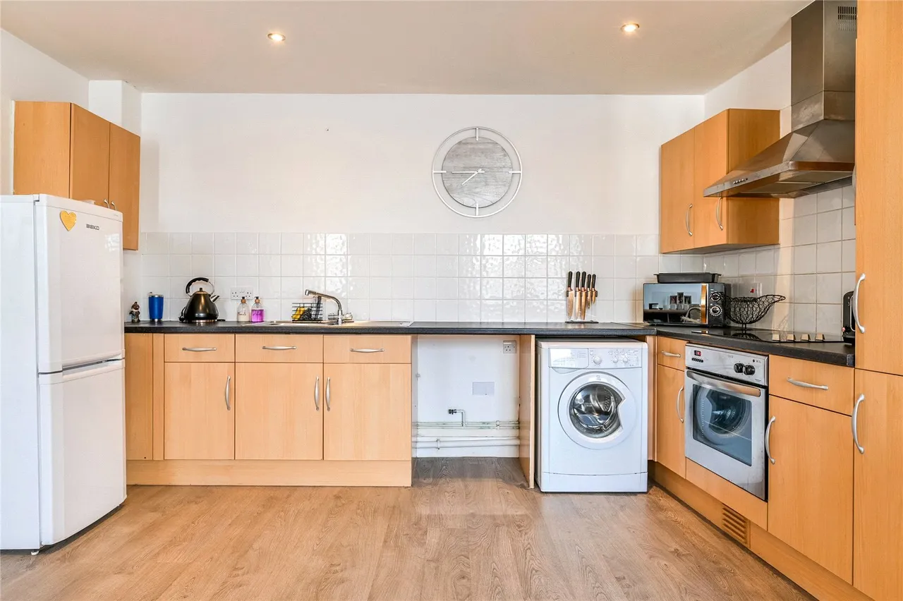 Dover Road East, Northfleet, DA11, photo 10