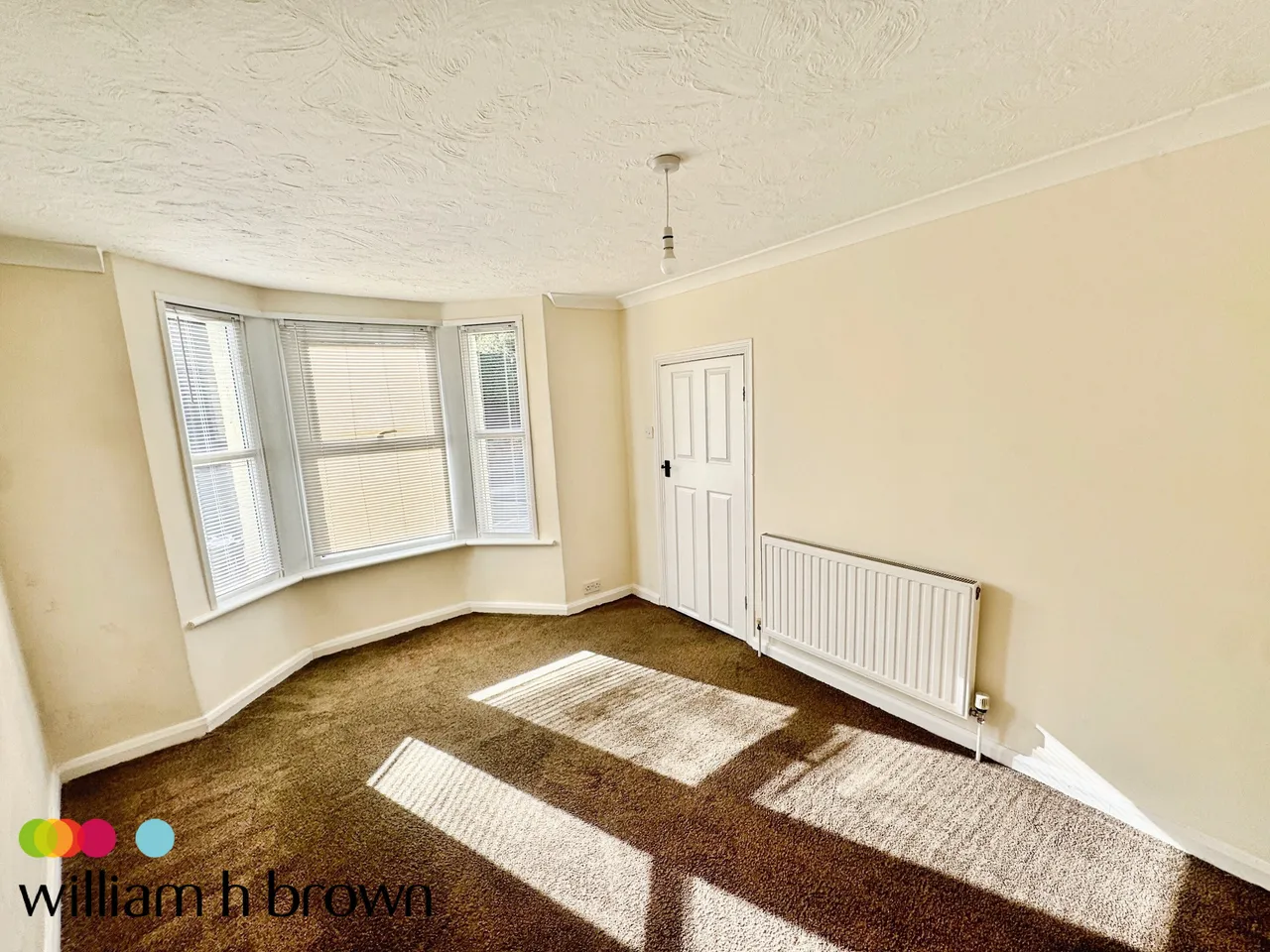 High Street, Thorpe-le-Soken, CO16, photo 2