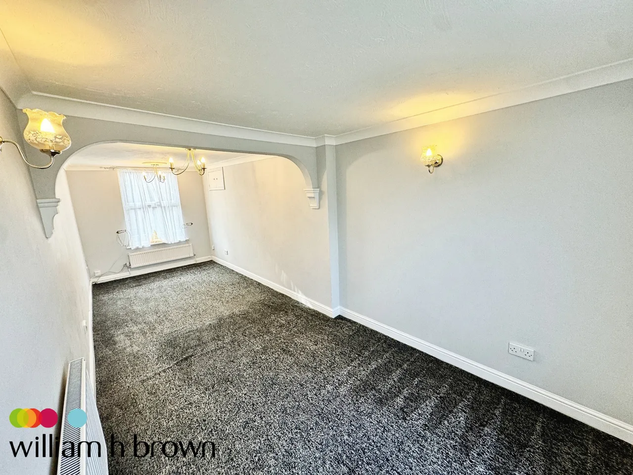 High Street, Thorpe-le-Soken, CO16, photo 3