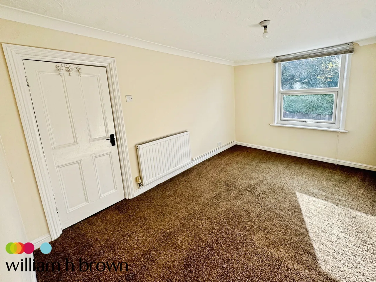 High Street, Thorpe-le-Soken, CO16, photo 8
