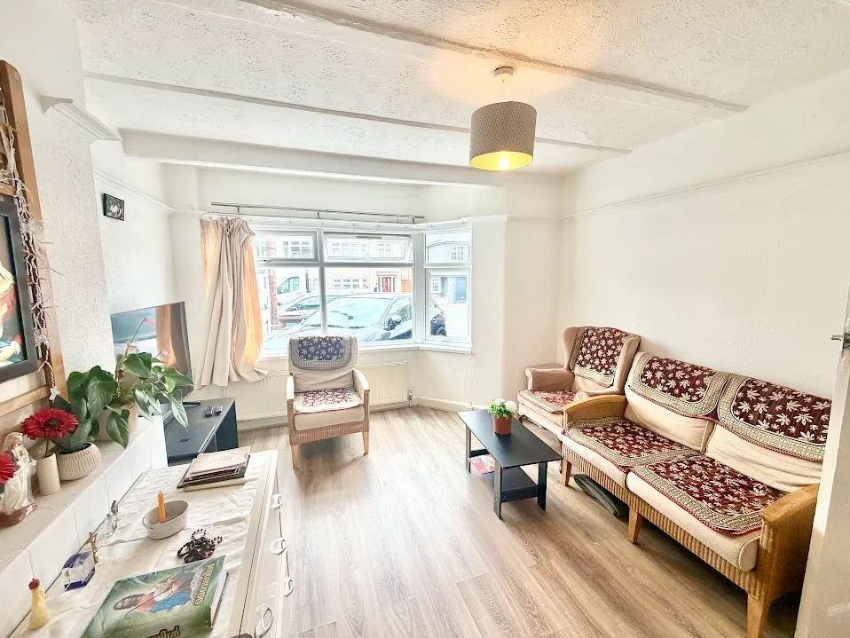 Canterbury Road, Harrow, HA1, photo 3
