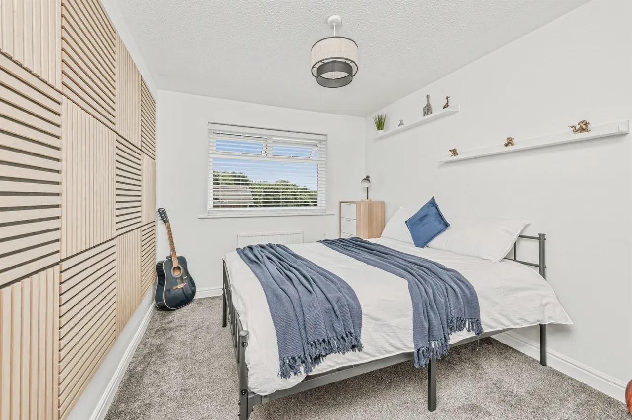Redwood Drive, Bradley, Huddersfield, photo 12