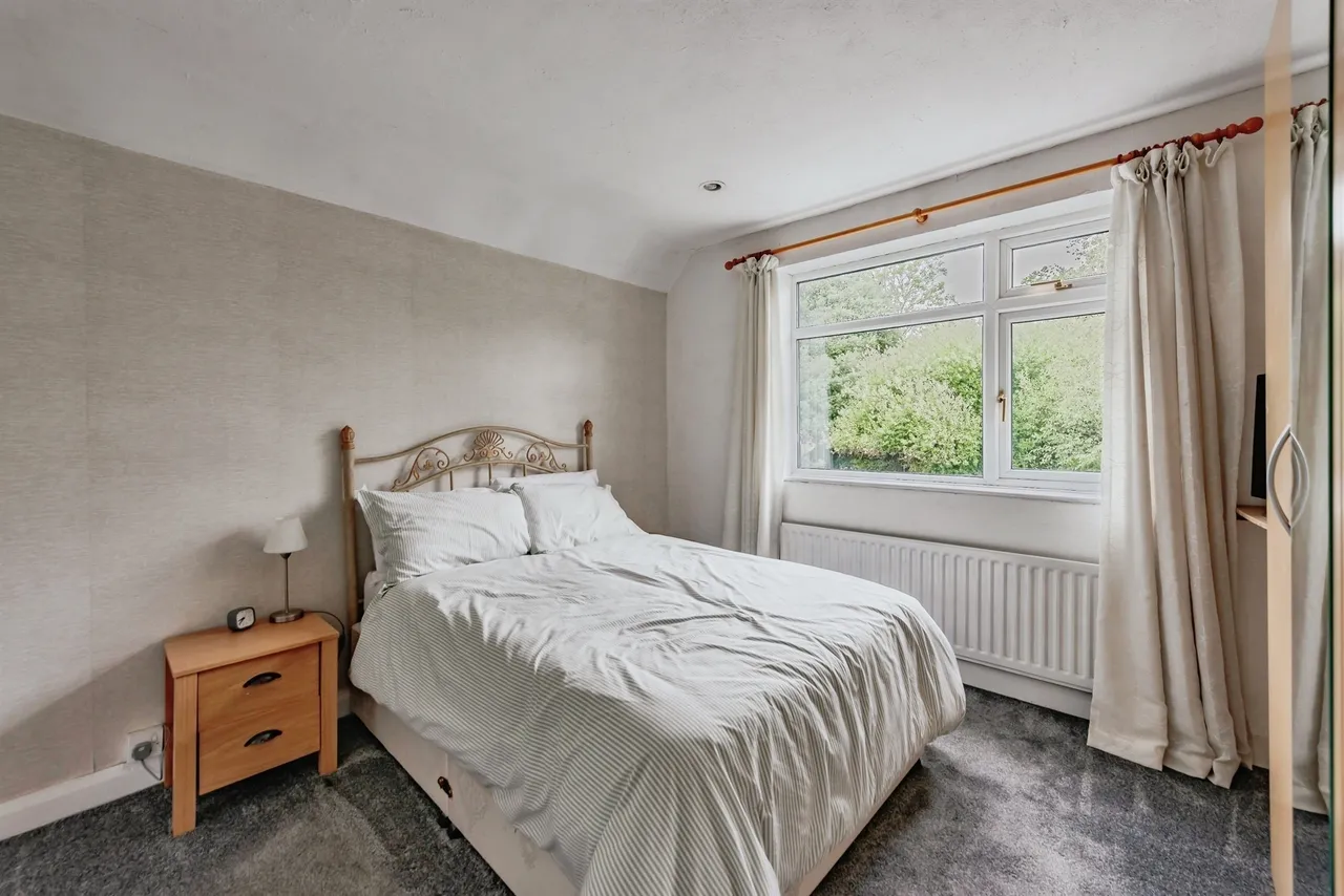 The Frenches, Redhill, RH1, photo 9