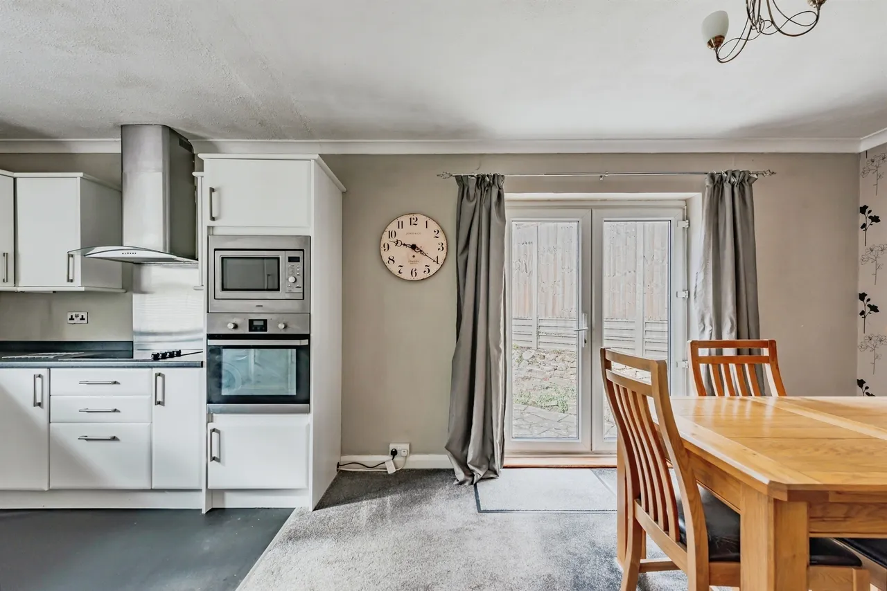 The Frenches, Redhill, RH1, photo 5