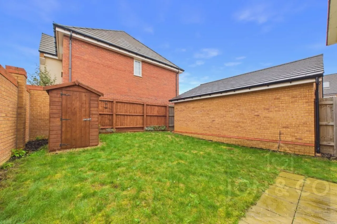 Clayson Road, Overstone Gate, NN6, photo 17