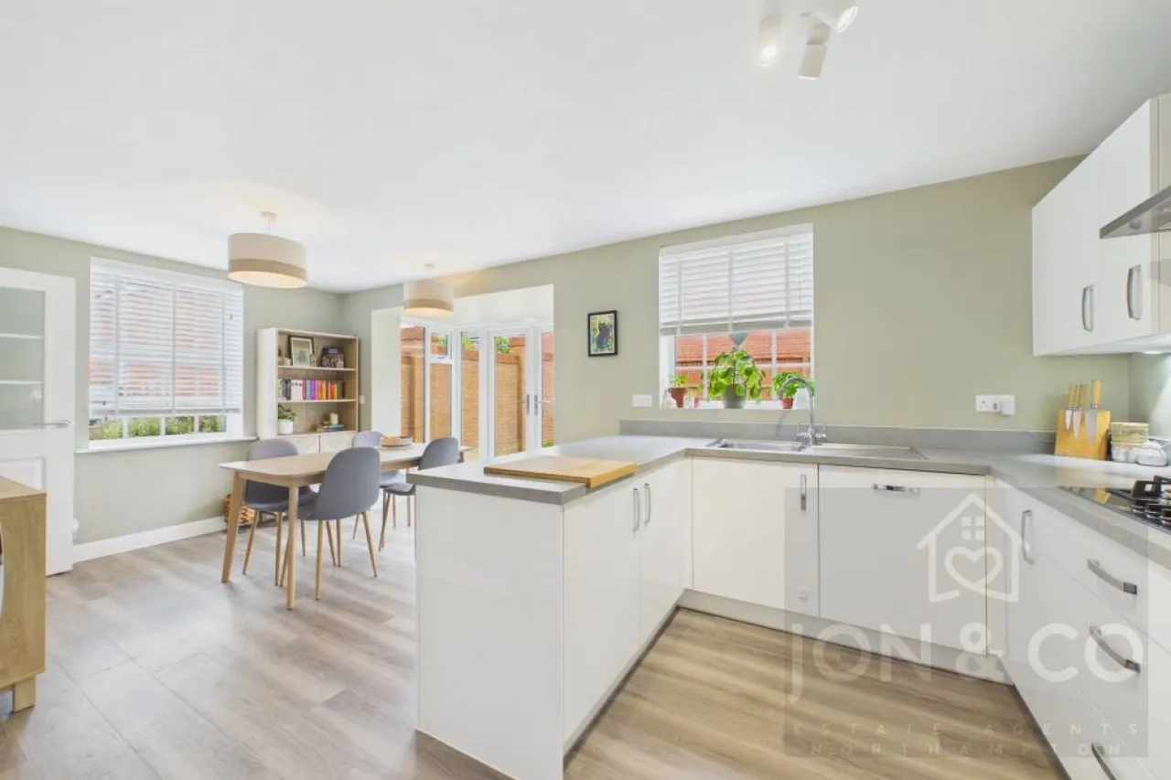 Clayson Road, Overstone Gate, NN6, photo 4