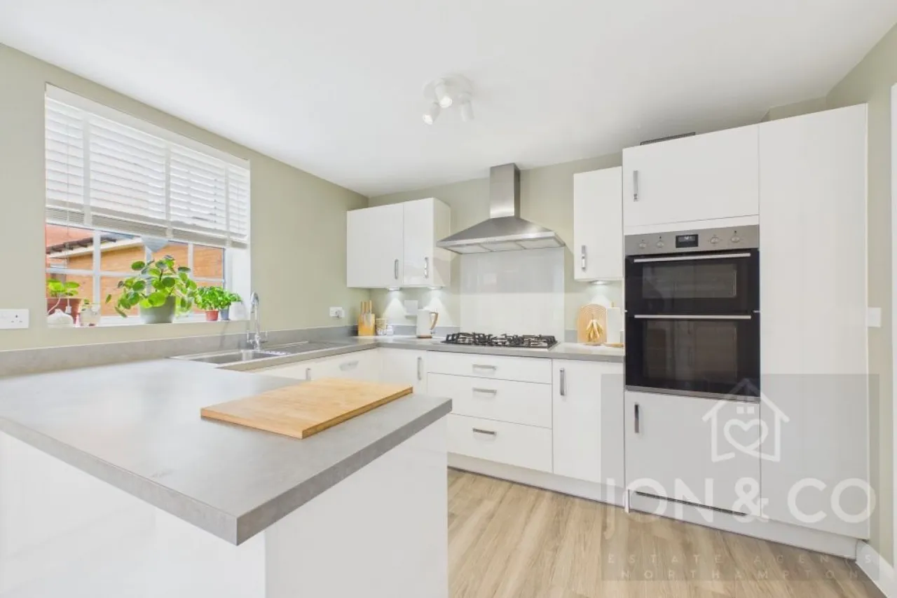 Clayson Road, Overstone Gate, NN6, photo 3
