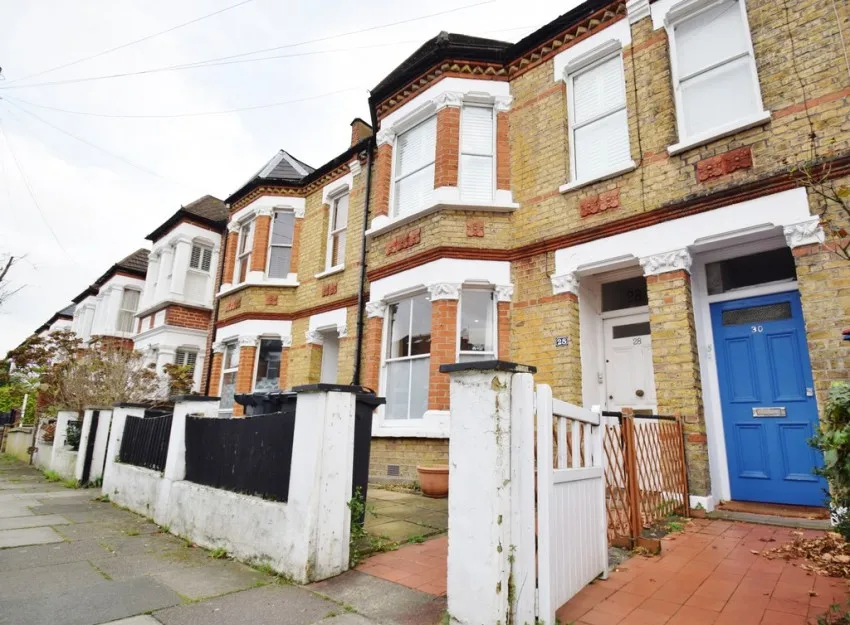 1 bed property for sale, Chiswick, London