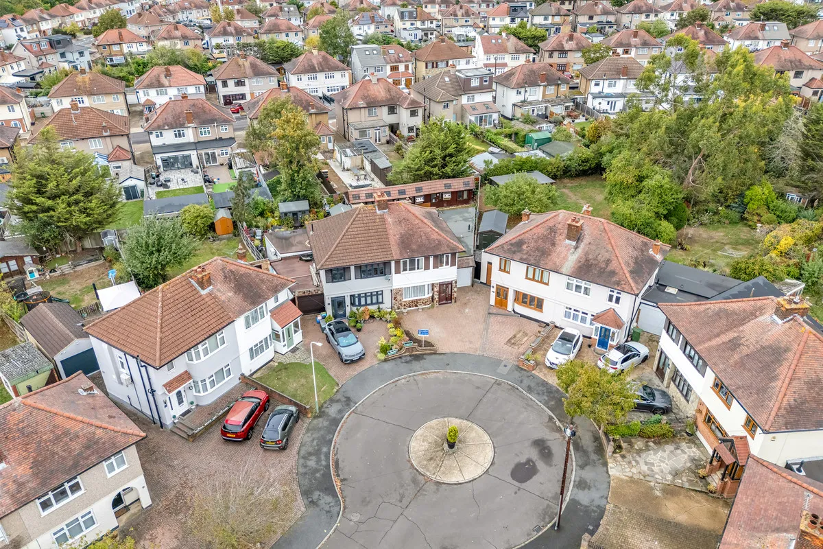 Lynwood Close, Romford, RM5, photo 23