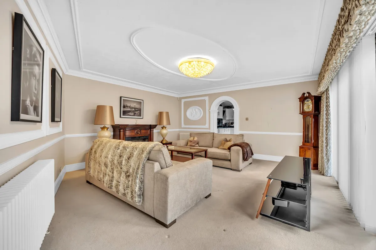 Lynwood Close, Romford, RM5, photo 12