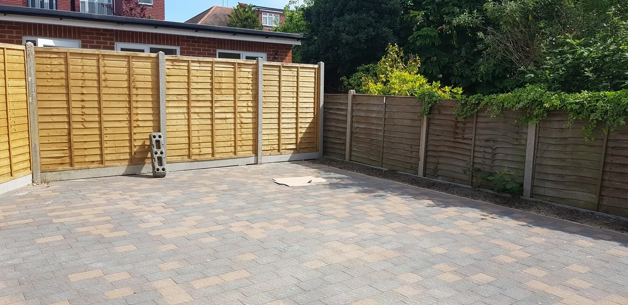 Central Avenue, Hounslow, Greater London, TW3 2QH, photo 4