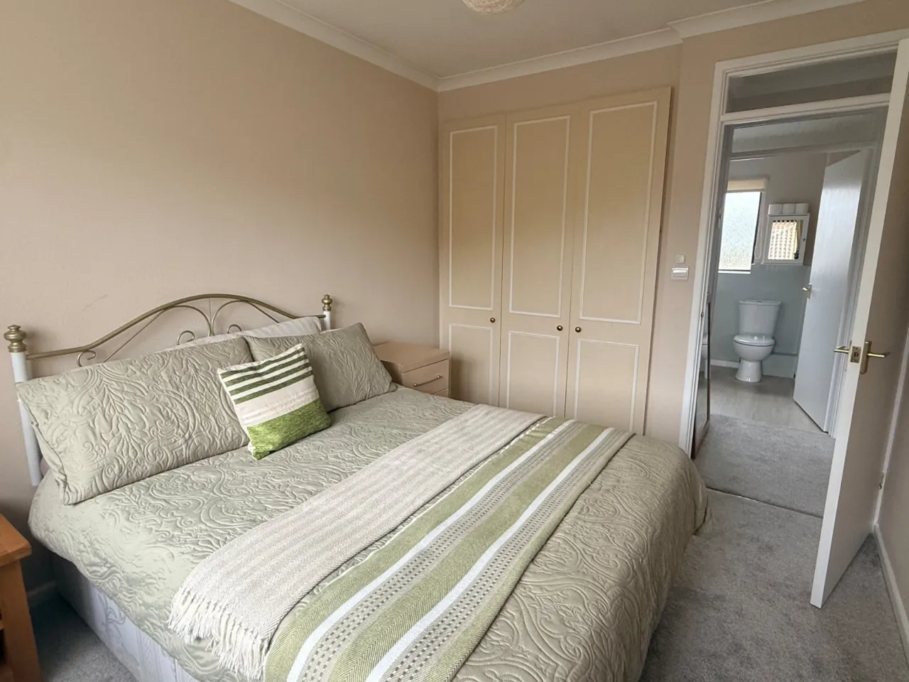 Kingshill Gardens, Nailsea, BS48, photo 6