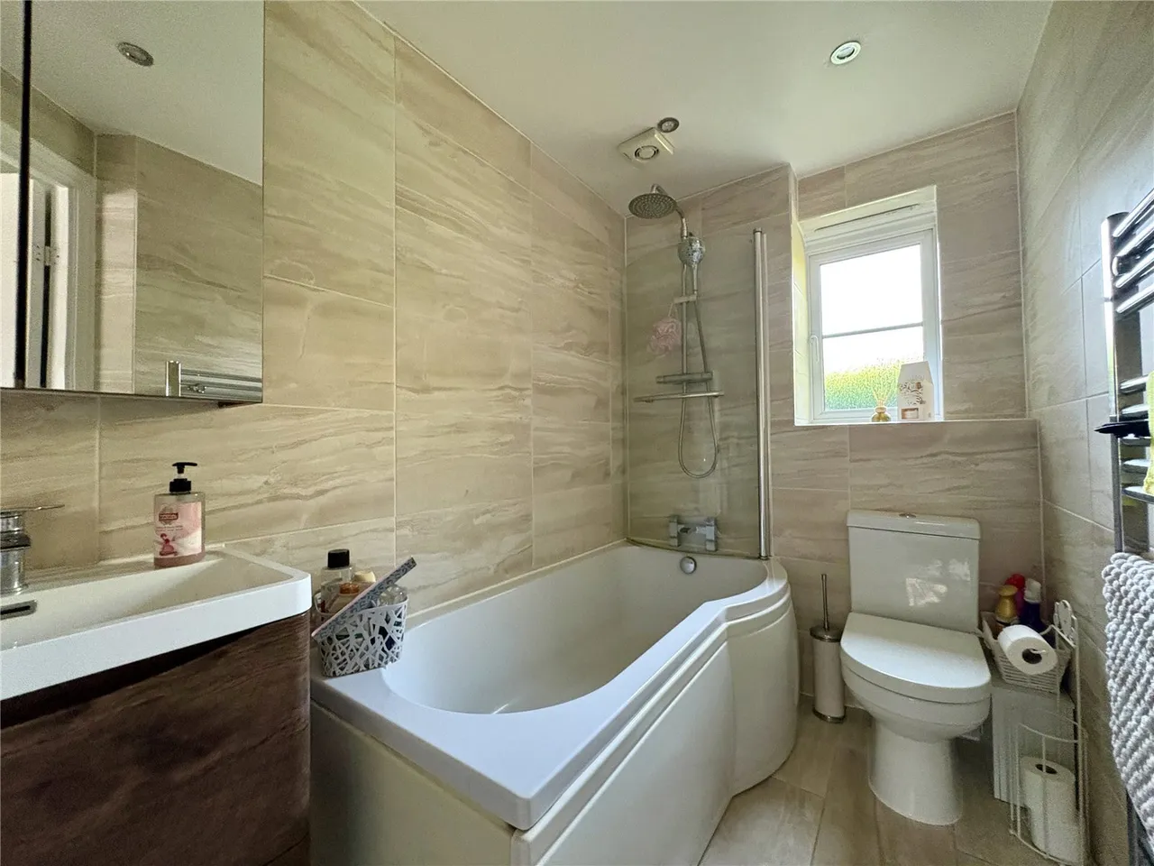 Sachfield Drive, Chafford Hundred, Grays, Essex, RM16, photo 9