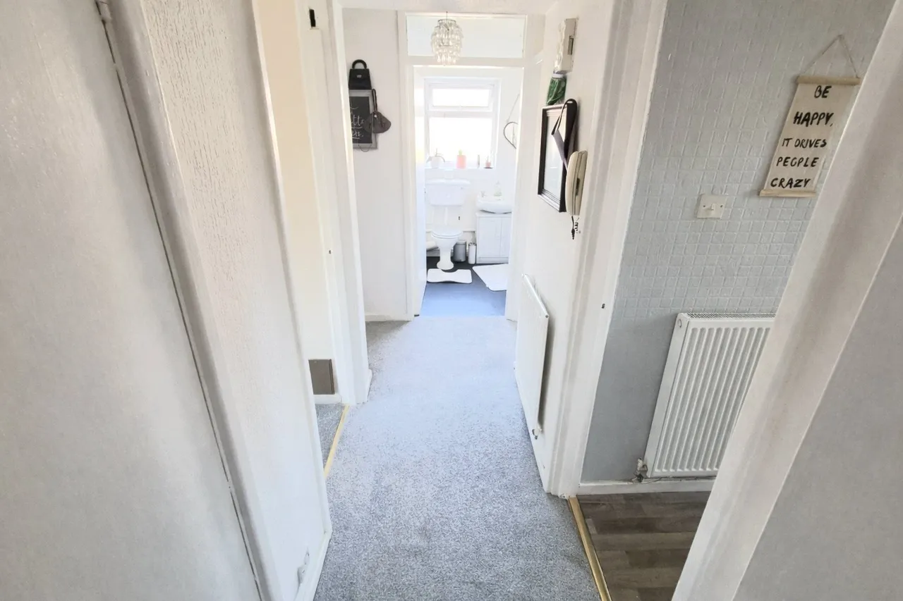 New Penkridge Road, Cannock, Staffordshire, WS11, photo 11