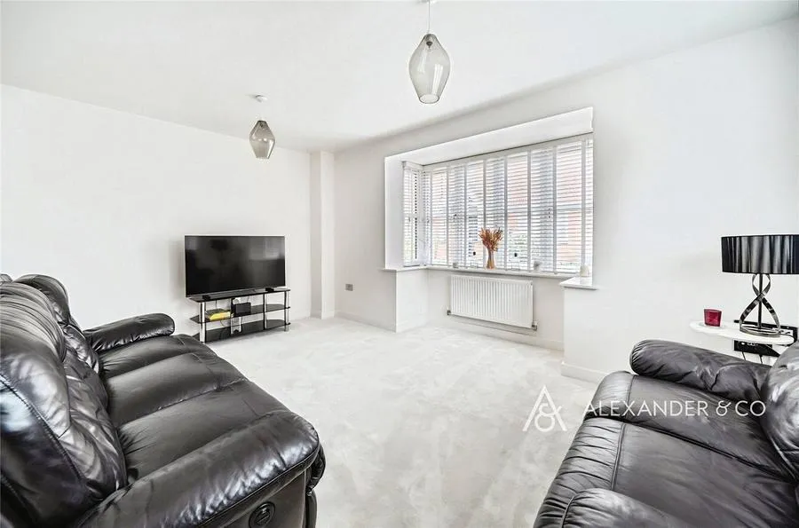 Rogers Way, Winslow, MK18, photo 3